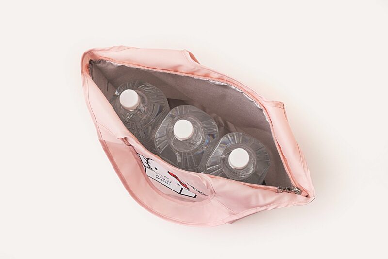 2Ｌのペットボトルが3本入ってもまだ余裕あり