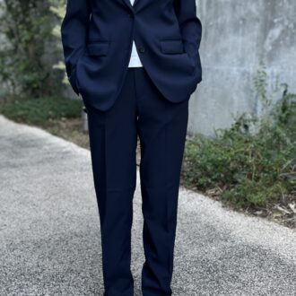 この着画を見て分かるとおり、ユニクロのカスタムオーダー、マジで神アイテムです！