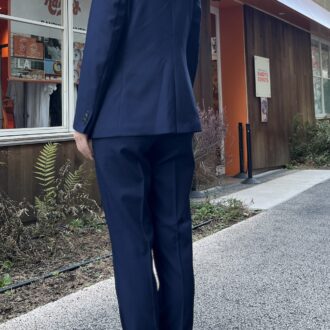 もちろん後ろ姿もキレイです。全方位で美シルエットを描いてくれるなんてうれしすぎます！