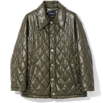 とても軽くて着心地がいい。コート7万1500円※すべて12月展開予定（ZUCCa／エイ・ネット）