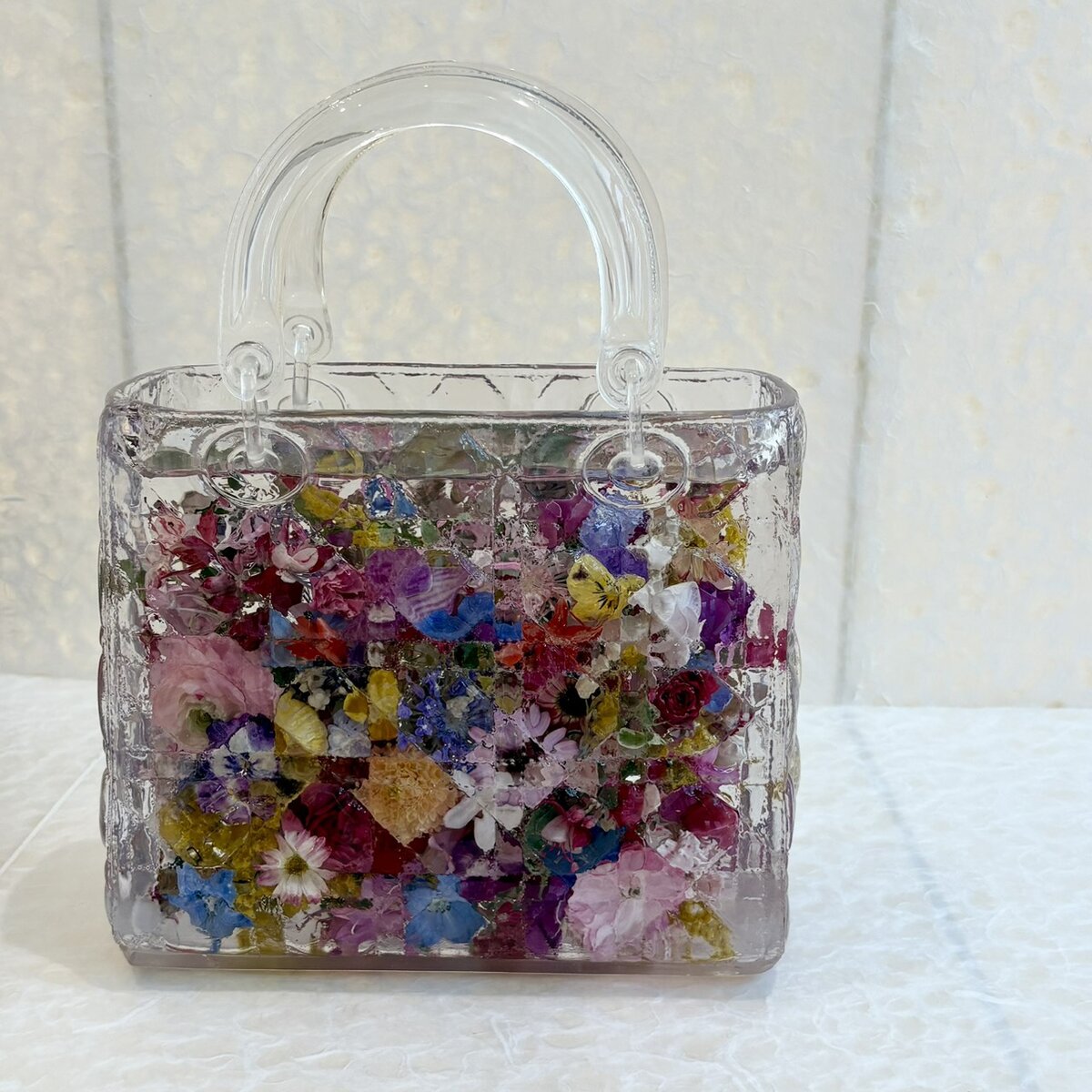 フラワーアーティスト東信（あずままこと）氏の作品