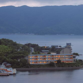 島根半島からフェリーで行く　隠岐諸島の大自然に抱かれた宿泊施設