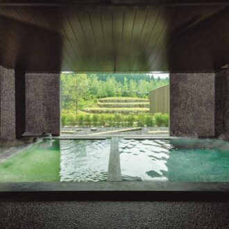 部屋から見事な棚田が望める「界」ブランドの宿