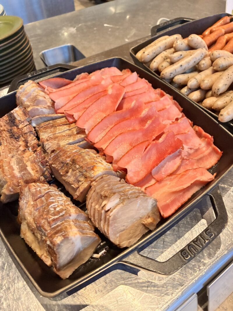 ベーコンやソーセージなど