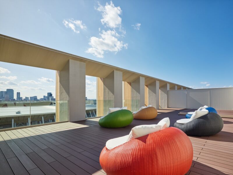 13Fのルーフトップ。