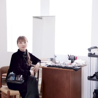 中野明海さんのメイクルーム