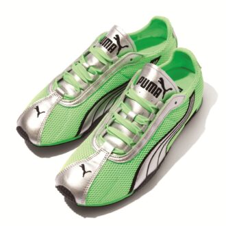 スニーカー「Hストリート」1万2100円（プーマ）