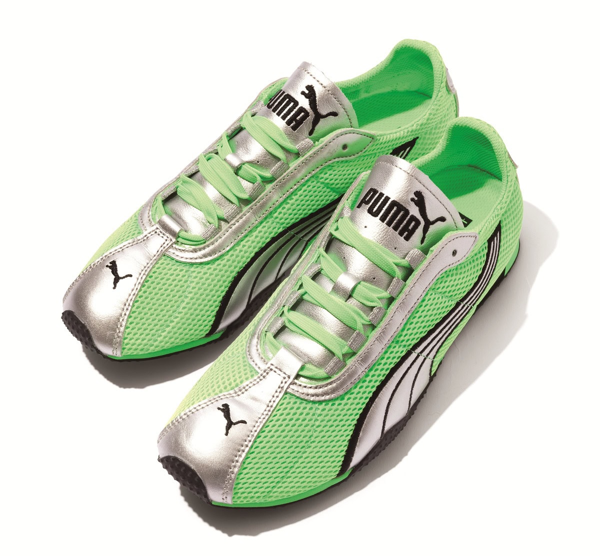 スニーカー「Hストリート」1万2100円(プーマ)