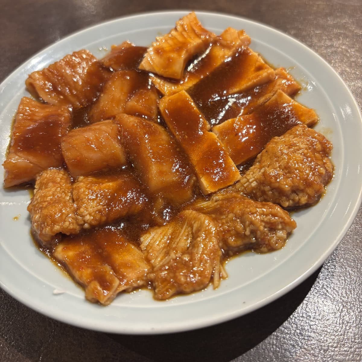 特上ホルモンの三種盛り