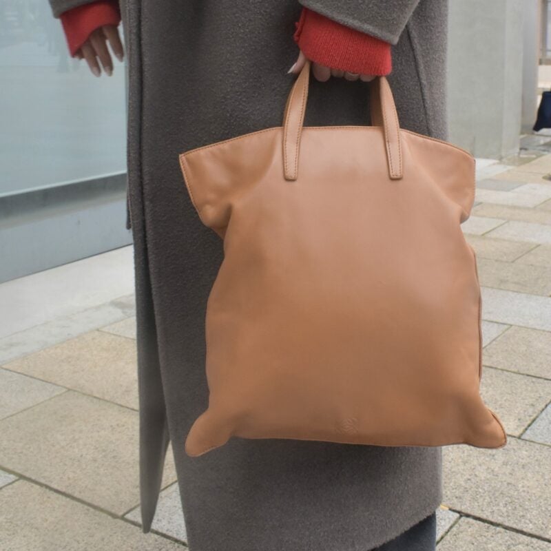 LOEWEのレザーバッグ