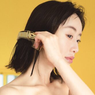 【松本まりかの髪美容】俳優から教えてもらったヘアケアで髪質激変！ こだわりのヘアケア愛用品を大公開