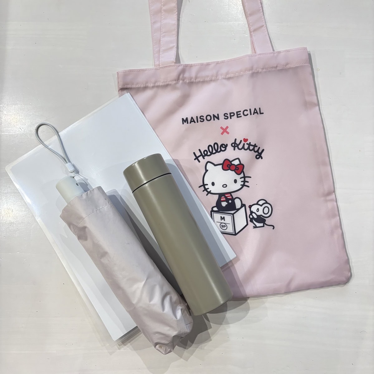 絶妙な「大人ピンク」A4が入る実力派トート