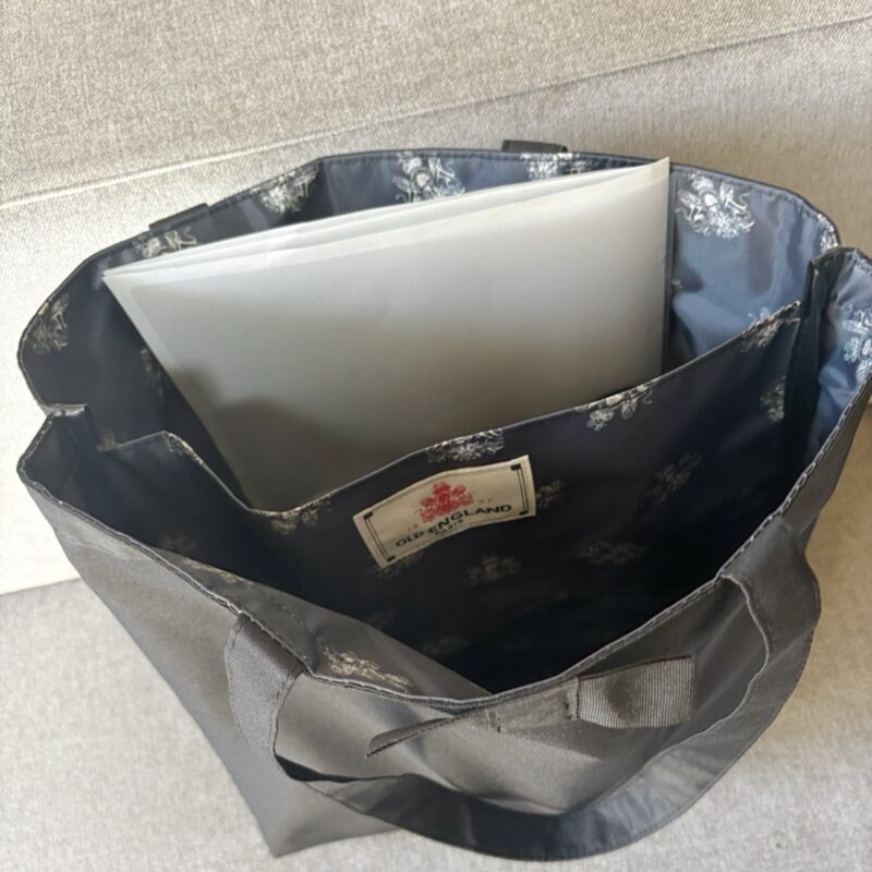 四月号通勤バッグ中身