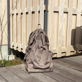 撥水 リップストップ リュック4,990円（無印良品）