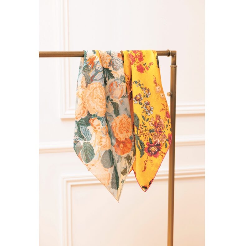 ADER bijoux ショールーム PR砂辺綾子さん　スカーフ