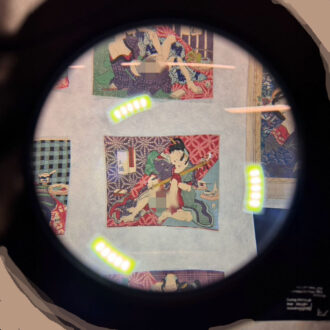 とても鮮やかで今どきの色彩