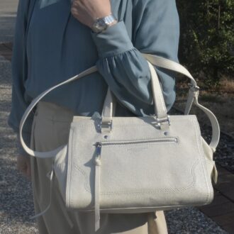 収納力バツグンのMARC JACOBSのバッグ