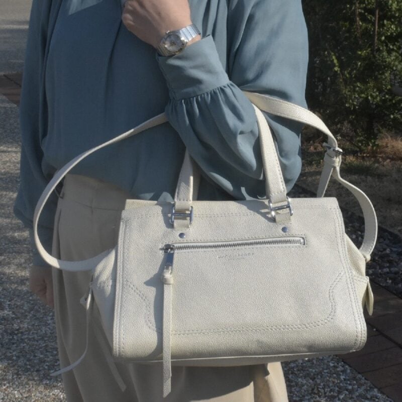 収納力バツグンのMARC JACOBSのバッグ