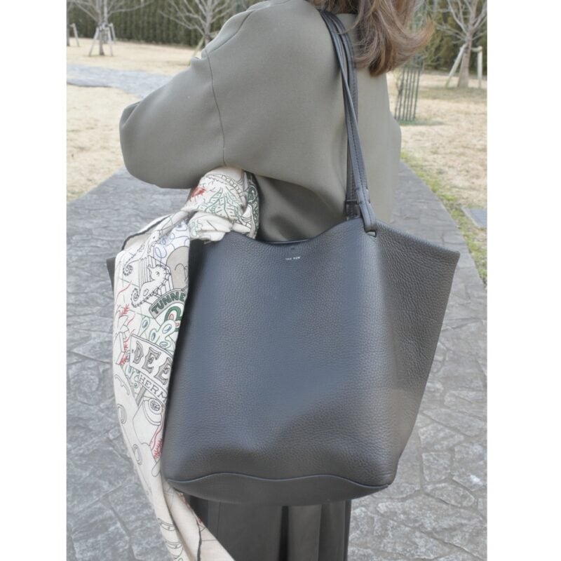 【HERMES】のスカーフ