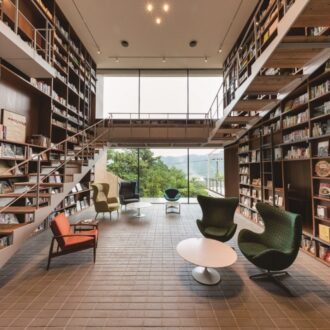 【五月女ケイ子さん】に聞いたひとり温泉の魅力「ひとり温泉のすすめ」