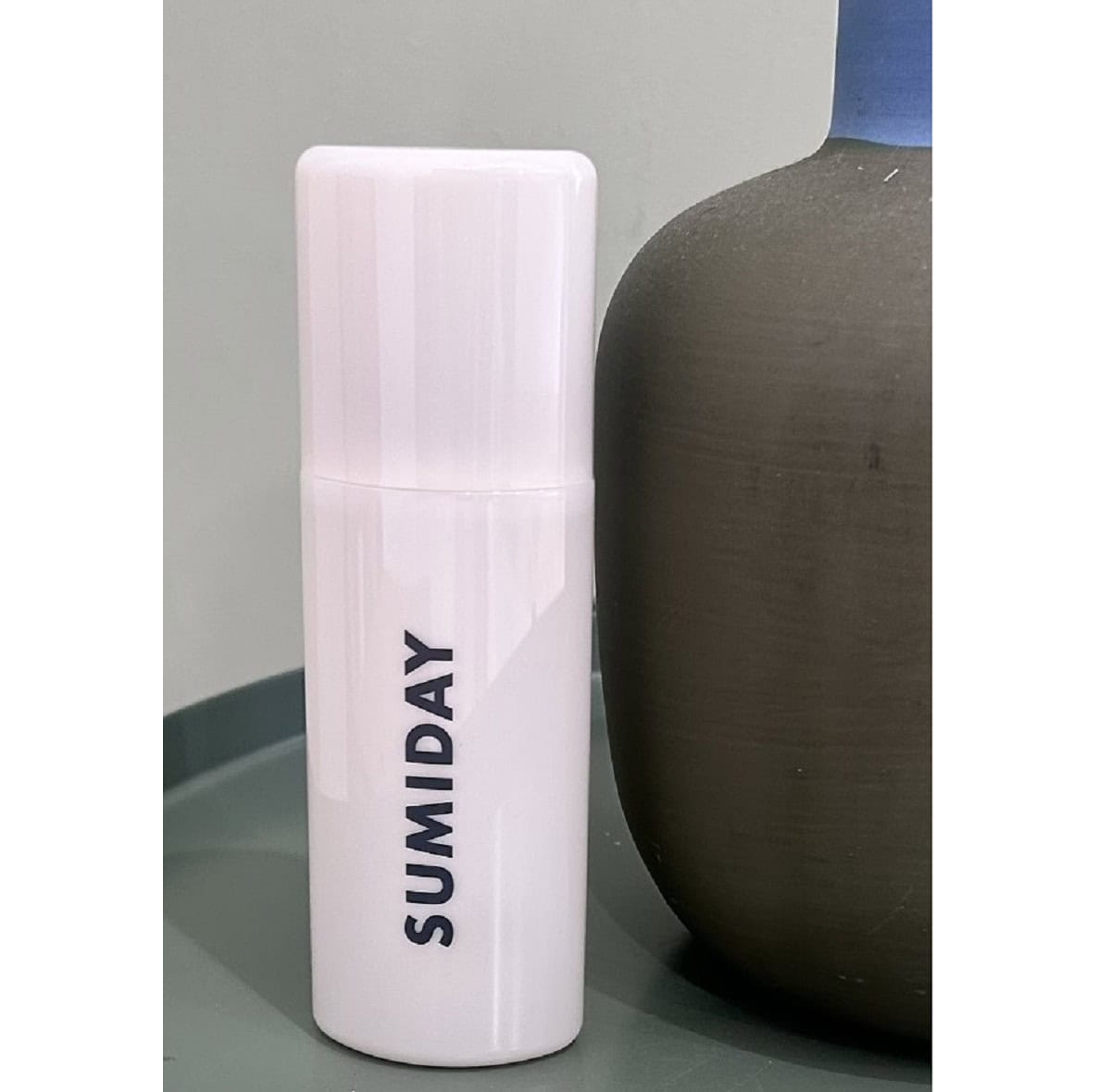 SUMIDAY　ニュアンスメイキング＆ベーススプレー　145ｍL　3300円（リベルタ　0120-718-456）