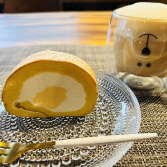 ケーキとコーヒー