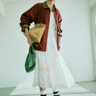 タフなアイテムをちらして大人の甘辛ミックスを完成