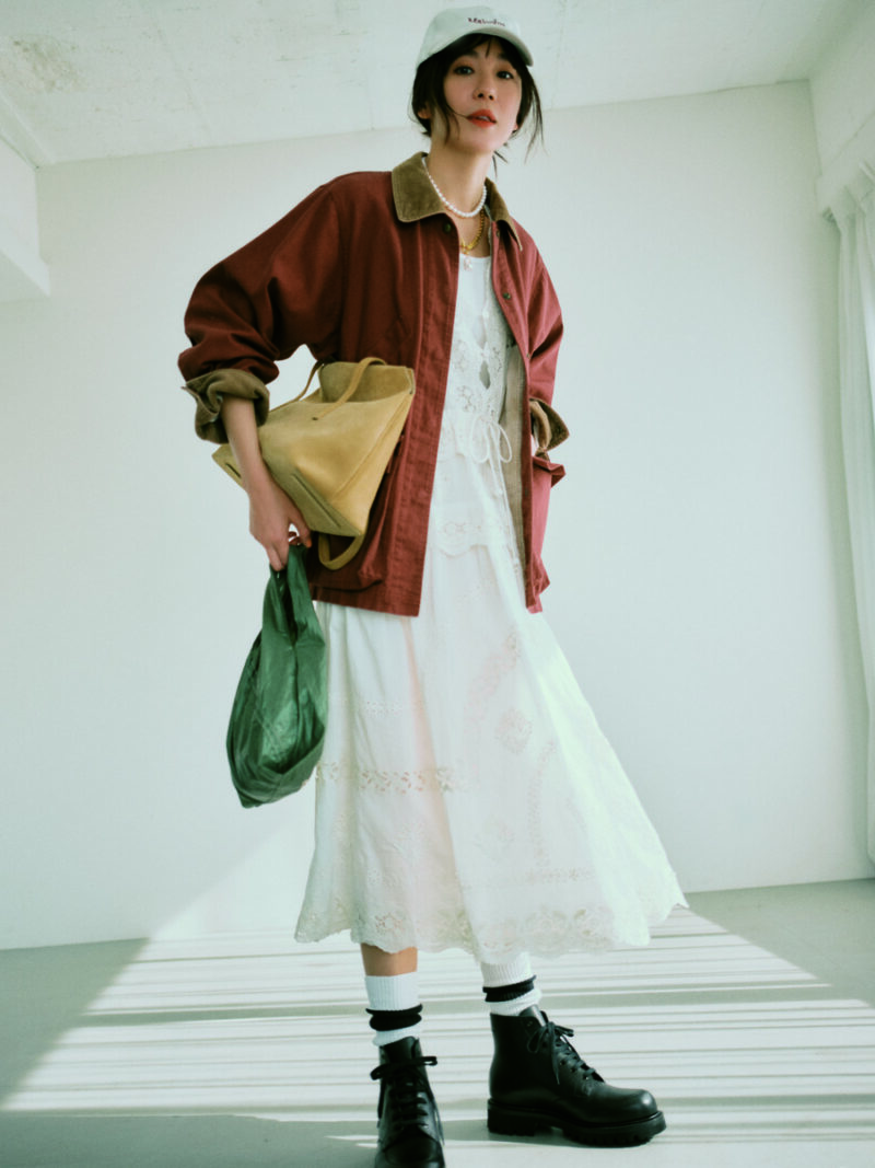 タフなアイテムをちらして大人の甘辛ミックスを完成