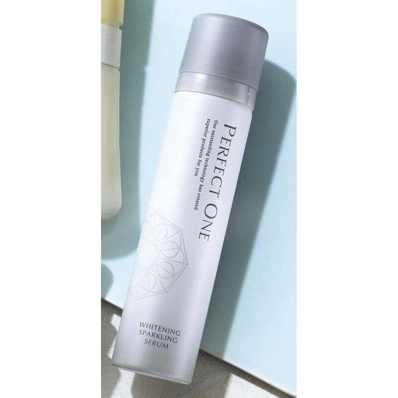 パーフェクトワン 薬用ホワイトニングスパークリングセラム［医薬部外品］50g 4950円（新日本製薬）