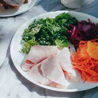 ディーン＆デルーカで購入したデリやパンをのせるだけでビジュアル映え