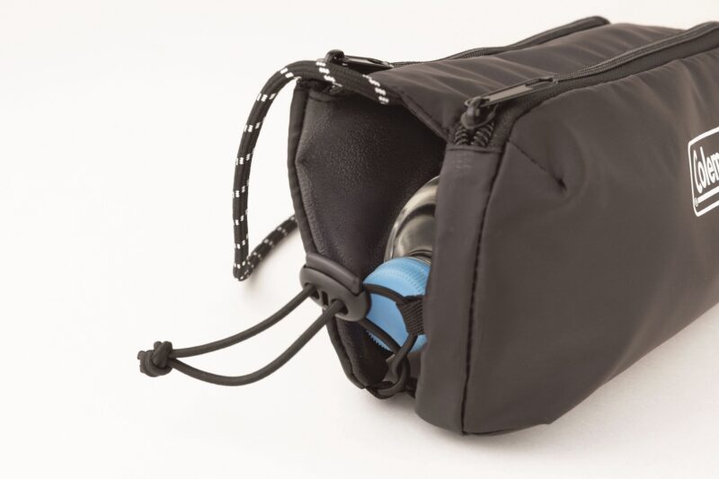 POINT③ 滑りにくい素材、アジャスターつき