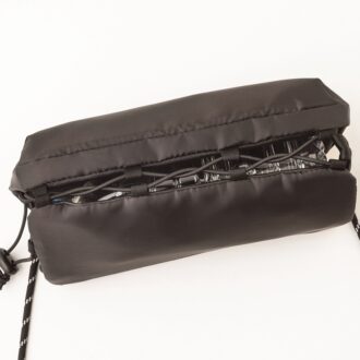 POINT①　500ｍLのペットボトルをすっきり収納！