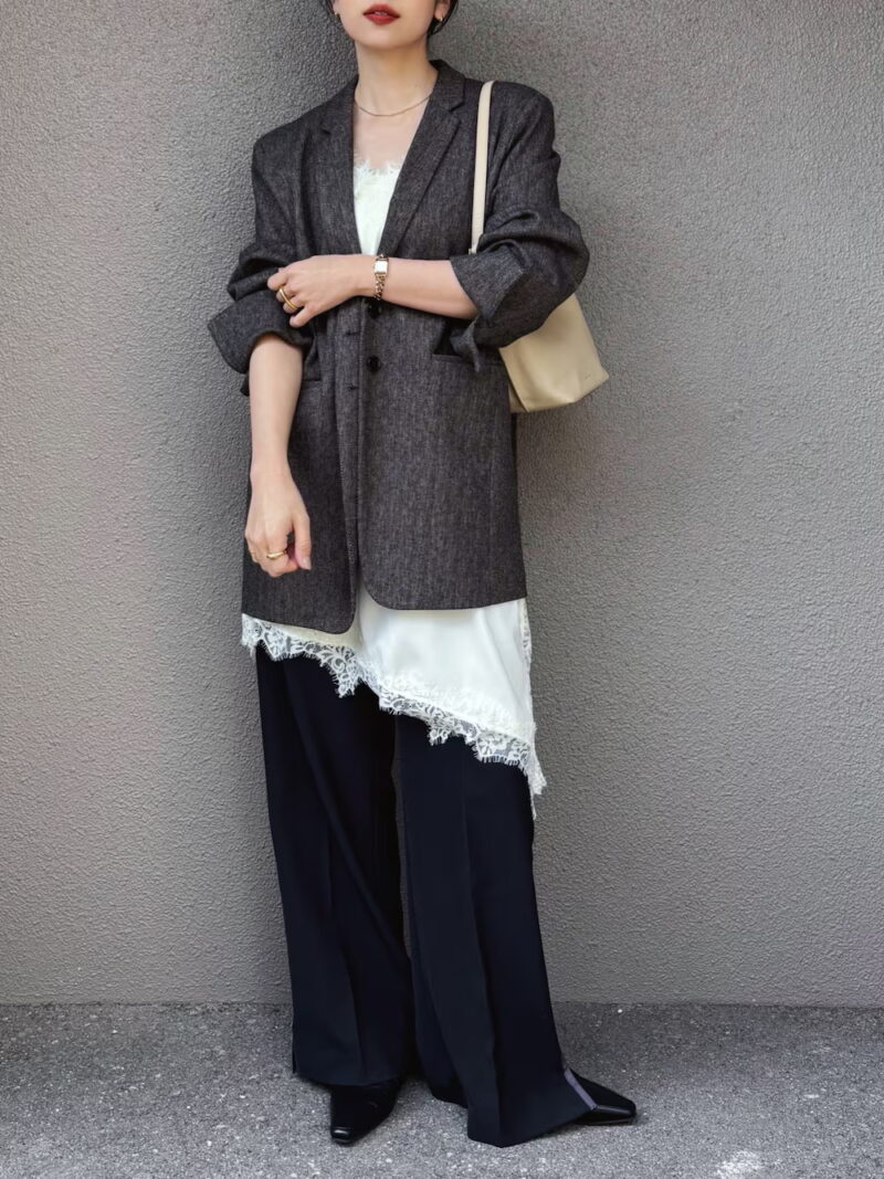 オーバーサイズのジャケット合わせで今っぽなバランスに