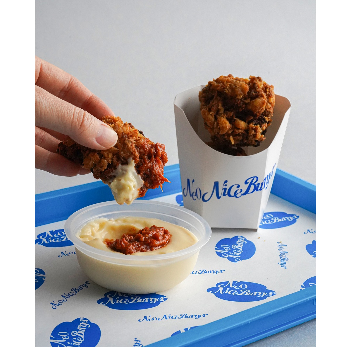 ナゲットにディップ！
