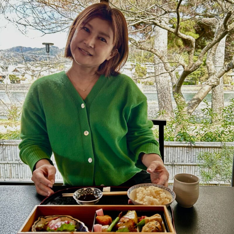 人気シーズンは奈良に泊まるのがおすすめ!