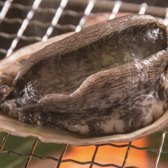 夕食の「アワビの踊り焼き」