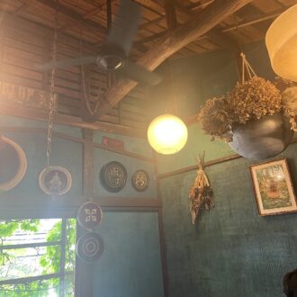 隠れ家的なインテリア