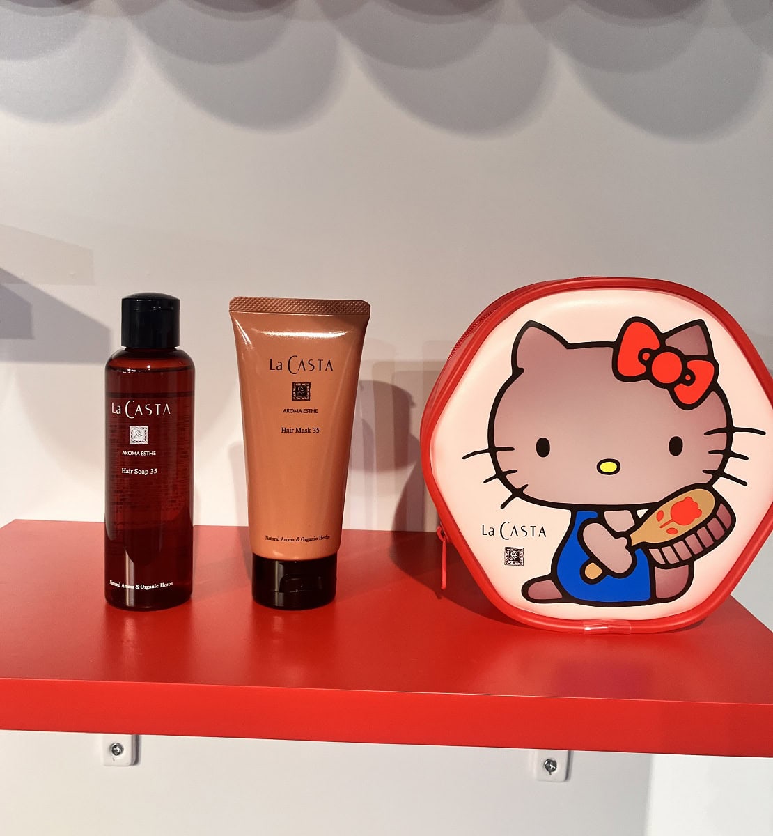 ＜HELLO KITTY＞ヘアケア トライアル35　【La CASTA】　2,970円(税込)