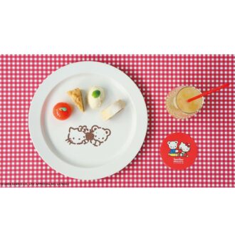 ファミリア神戸本店レストランではコラボ特別メニューも登場！