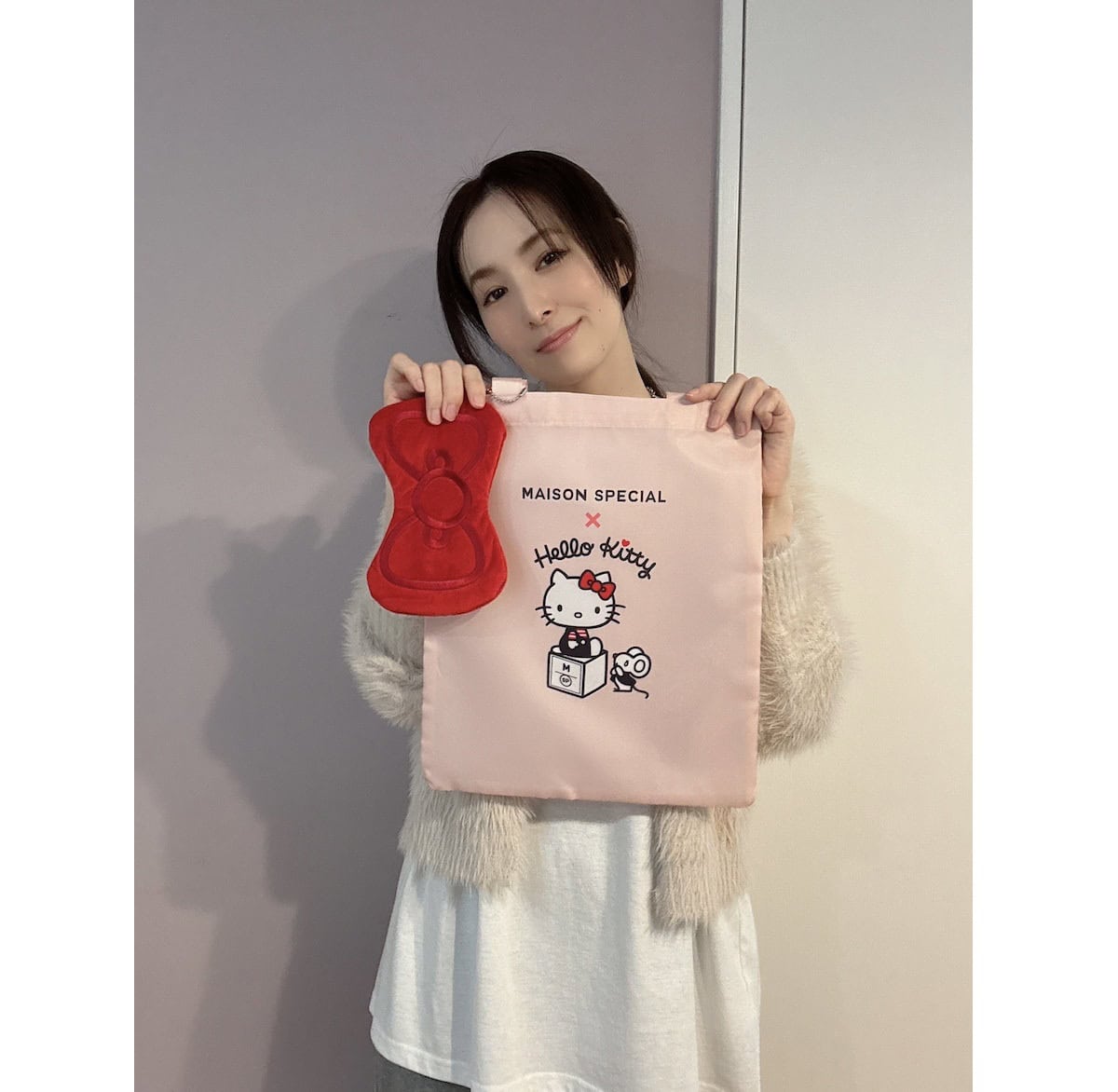 【付録レポ】細部までこだわられたデザインに感動！「メゾンスペシャル×ハローキティ」のリボンポーチ＆トートバッグが 可愛すぎる | かがやき隊 北澤亜由美