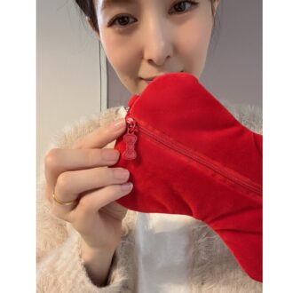 リボンポーチの細部までこだわられたデザインに感動！