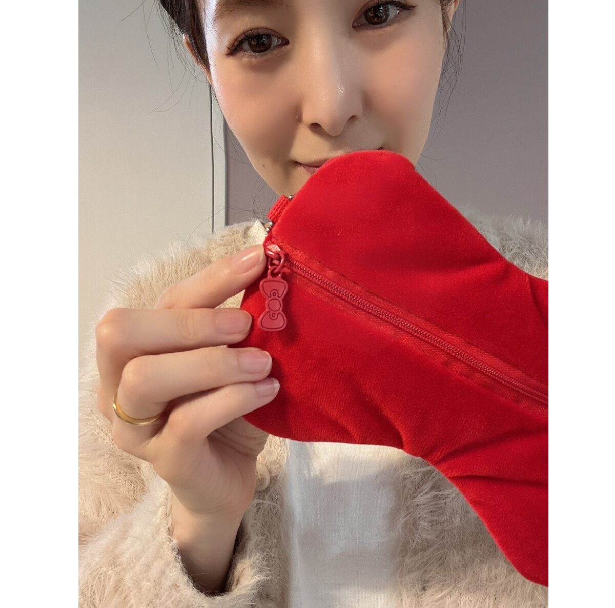 リボンポーチの細部までこだわられたデザインに感動！