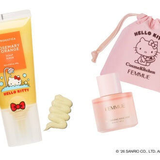 ＜HELLO KITTY＞ビューティファイング ヘアミスト　【FEMMUE】　4,950円(税込) ＜HELLO KITTY＞ローズマリー＆オレンジスカルプ スクラブ　【AROMATICA】　2,310円(税込)
