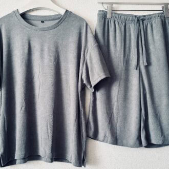 ワークマンのリカバリーウェア「メディヒール」2026年春夏商品：パイルの半袖トップスとハーフパンツ