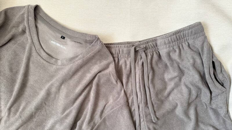 ワークマンのリカバリーウェア「メディヒール」2026年春夏商品：パイルの半袖トップスとハーフパンツ