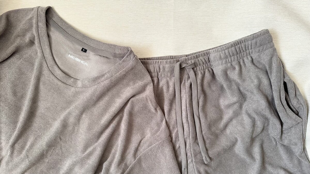 ワークマンのリカバリーウェア「メディヒール」2026年春夏商品：パイルの半袖トップスとハーフパンツ