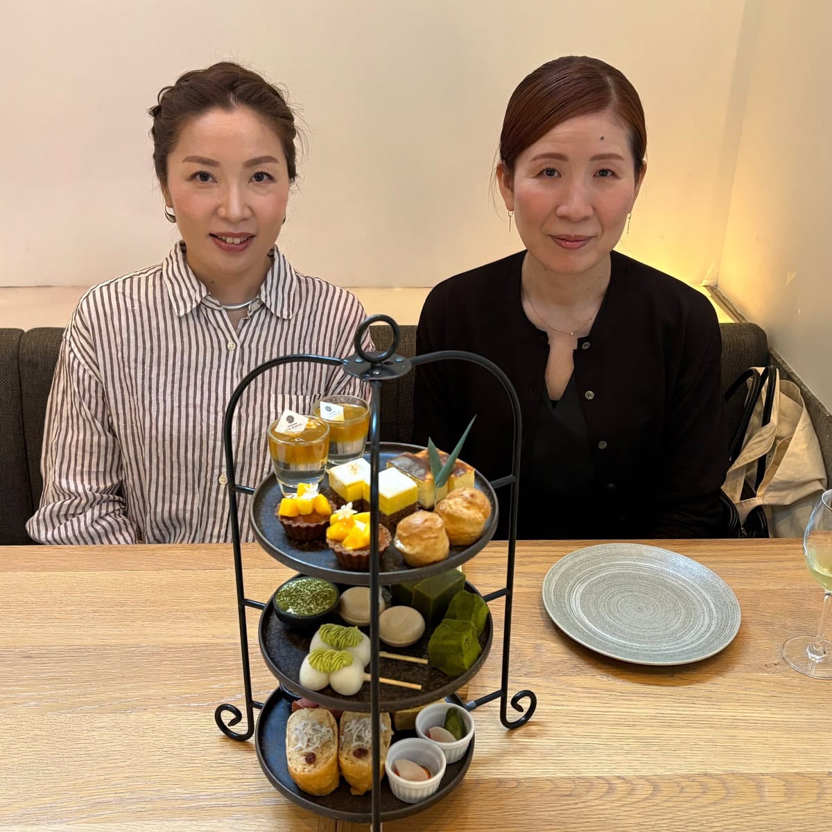 【ヌン活】会社の先輩と宮崎県産マンゴーと抹茶のアフターヌーンティーへ