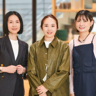 【話題沸騰】聖なるハーブ「ヤーバサンタ」が白髪悩みの救世主⁉ 美のプロが熱視線を送る、本気の細胞ケア。