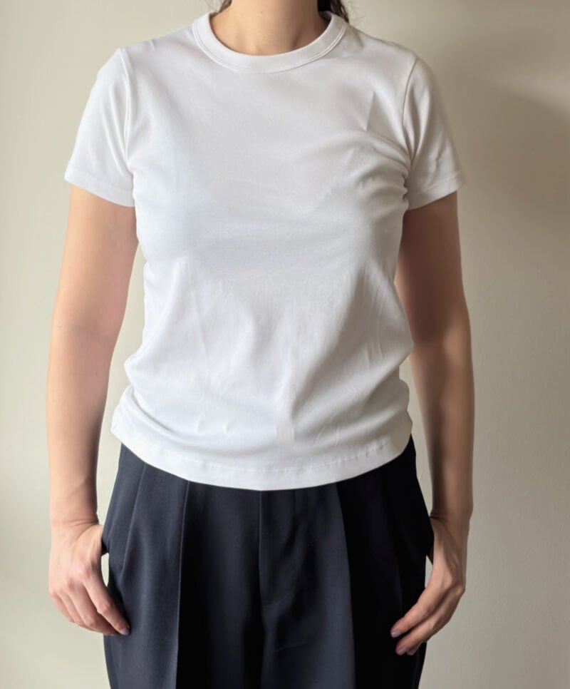 婦人　涼感汗じみしにくいクルーネック半袖Ｔシャツ1,490円（無印良品）