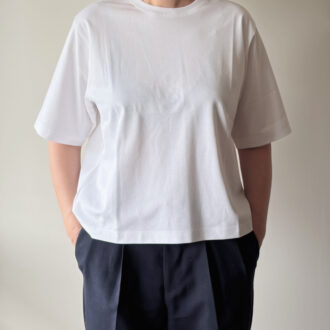 婦人　ＵＶカット吸汗速乾クルーネック半袖Ｔシャツ1,990円（無印良品）